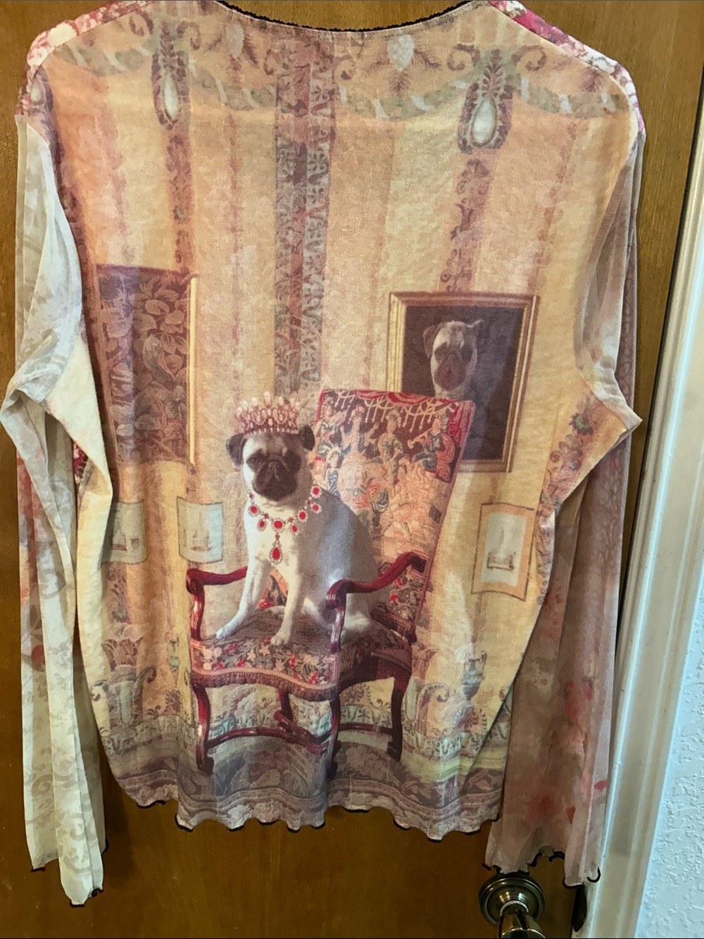 Yukiko Red-Pink Floral Scenic Long Sleeve Top. L. Great shape!